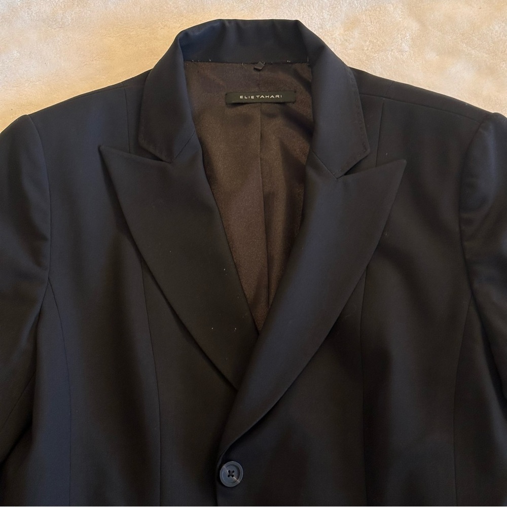 Ellie Tahari 3-Button Blazer